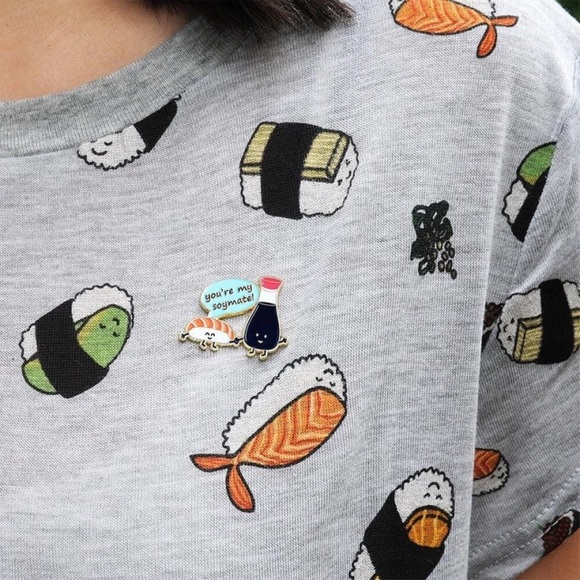 Funny Kawaii Sushi & Soy Sauce “You're My Soymate” Metal Enamel Pin Brooch - Picture 5 of 7